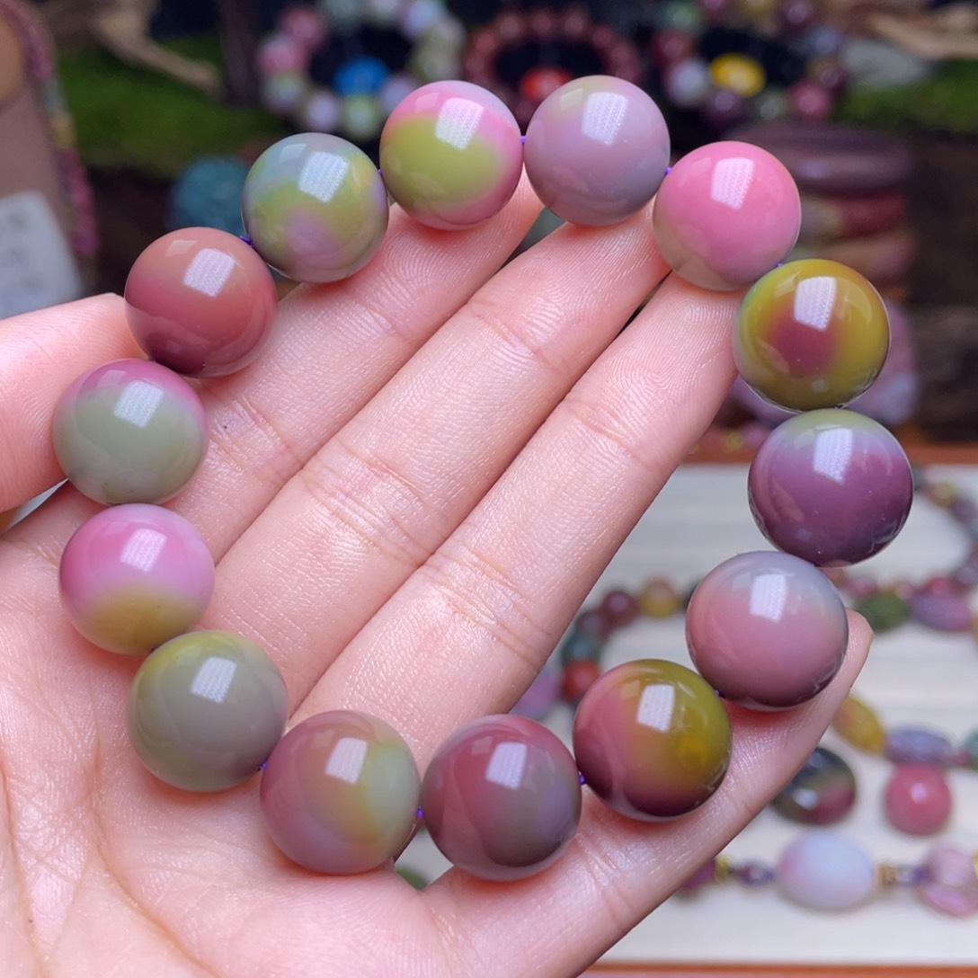 玛瑙/玉髓珠宝半成品未镶嵌风*令盐源玛瑙炫彩彩虹手串