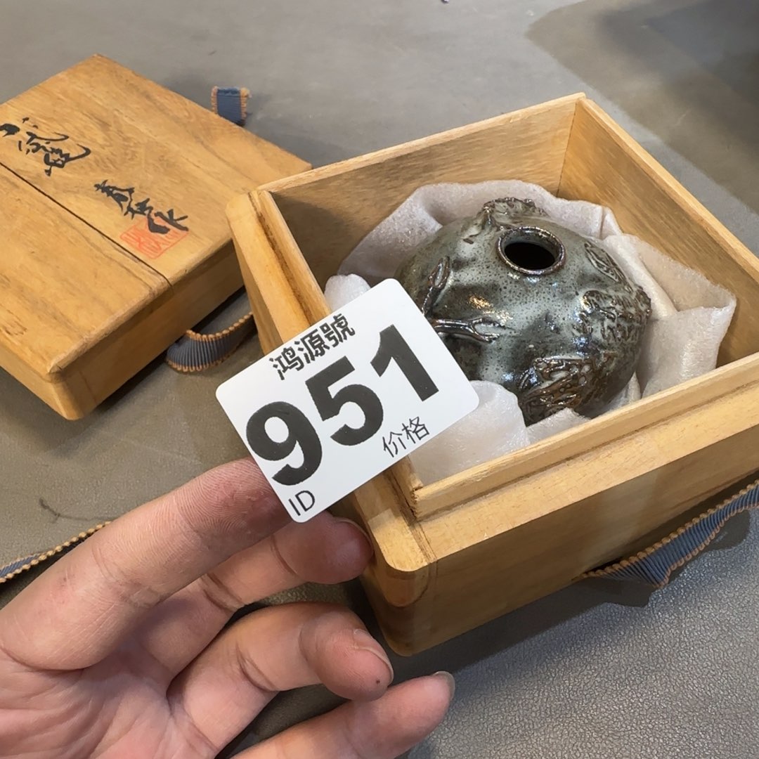 D***d陶瓷中古美术装饰工艺品