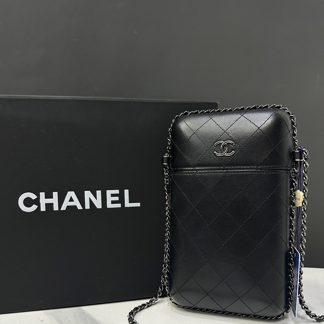 95新 Chanel/香奈儿 黑银滚边盒子包28开12cm/0995120601