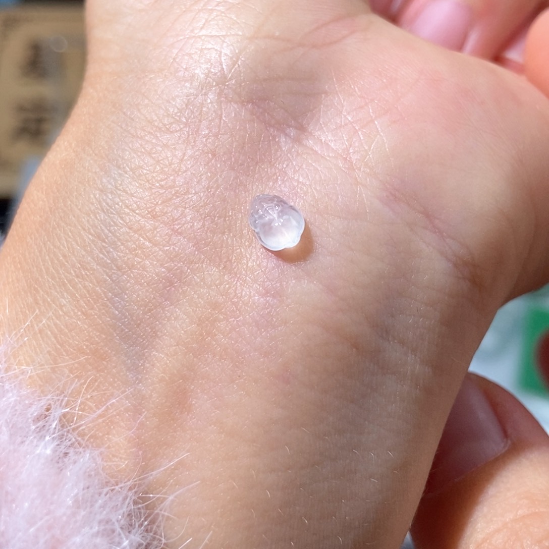 定制翡翠未镶嵌翡翠6×4.8×2.5