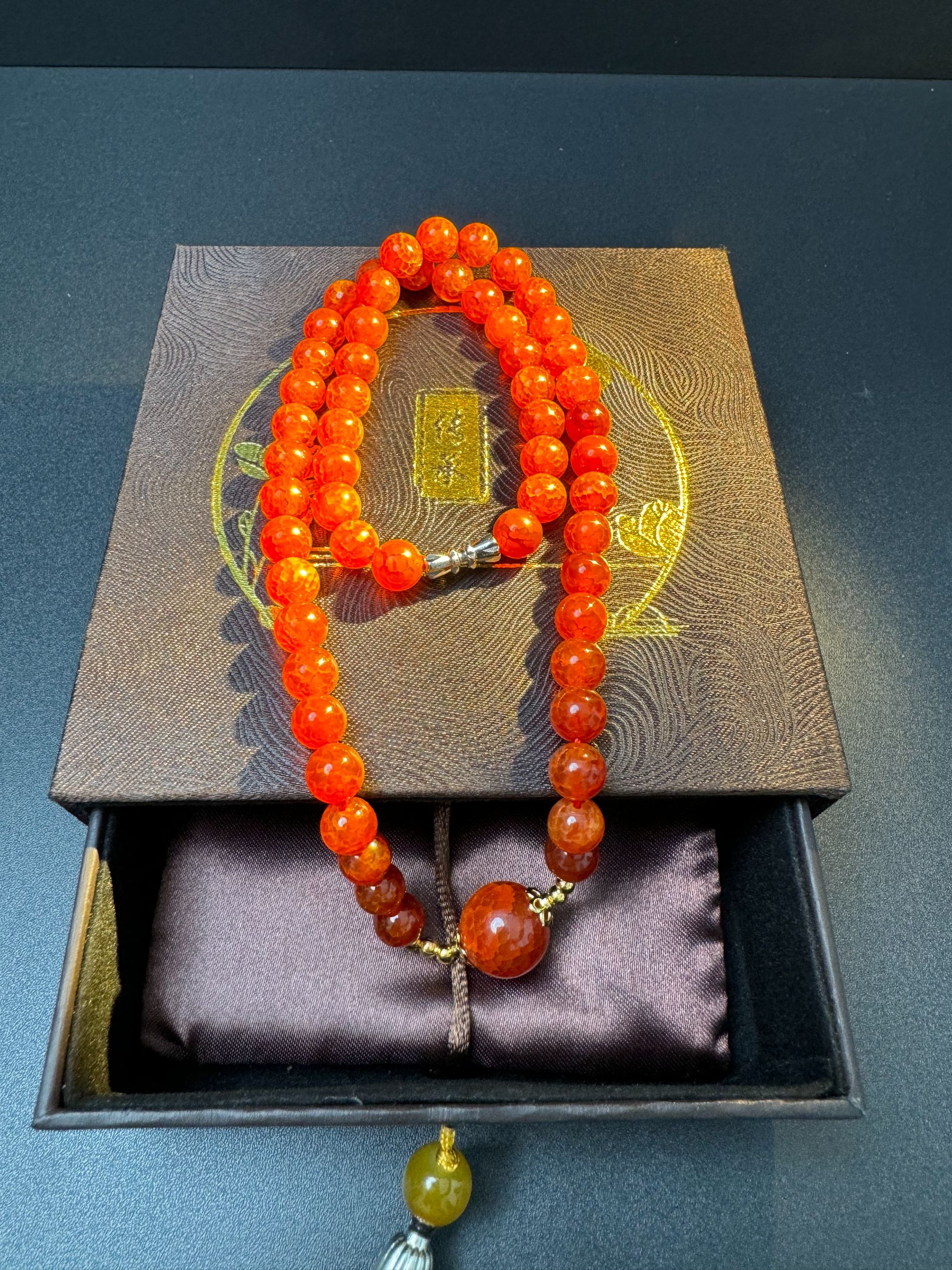 非金属珐琅项链 赤玉龙鳞