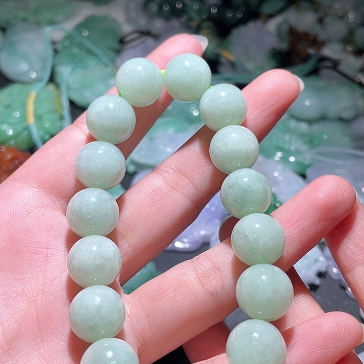 颈饰未镶嵌翡翠天