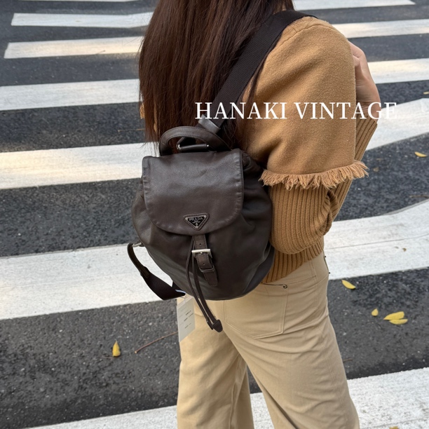 95新 Prada/普拉达 花绮中古/Prada现代款全皮乌木棕双肩包