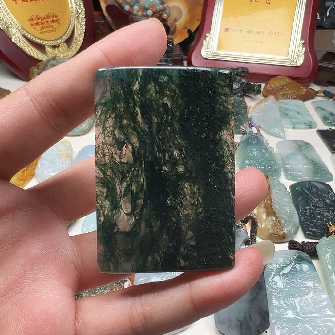 翡翠未镶嵌颈饰天然