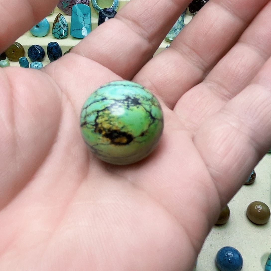 绿松石颈饰未镶嵌