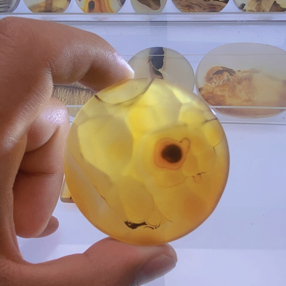 玛瑙/玉髓颈饰未镶嵌