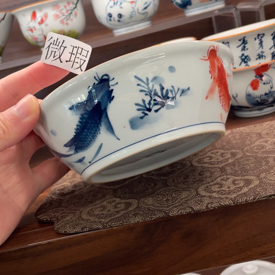 釉下手绘茶具微瑕
