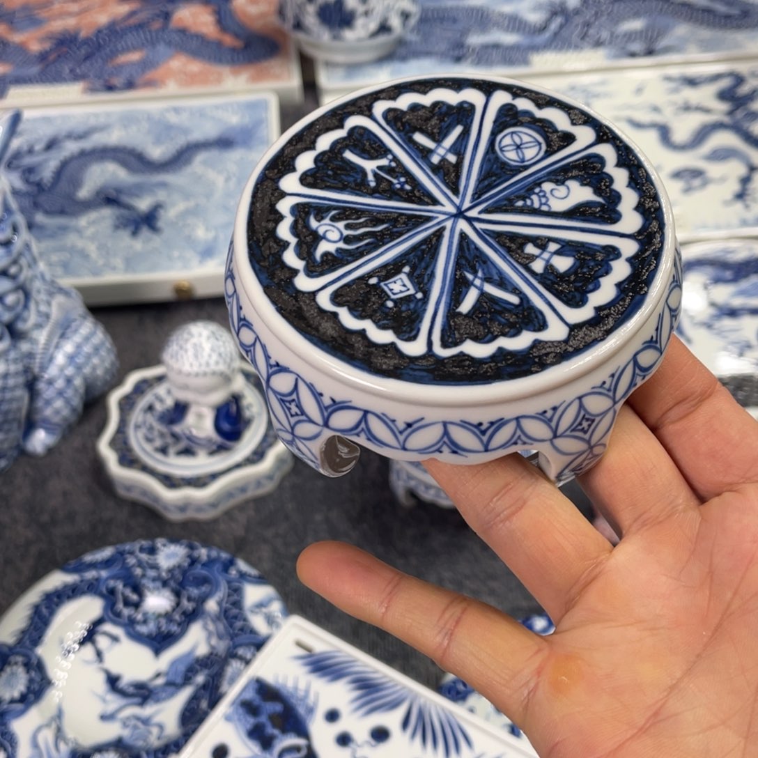 景德镇陶瓷手工手绘