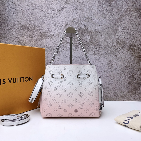 95新/路易威登/市场价30500/包包/250208RN0029