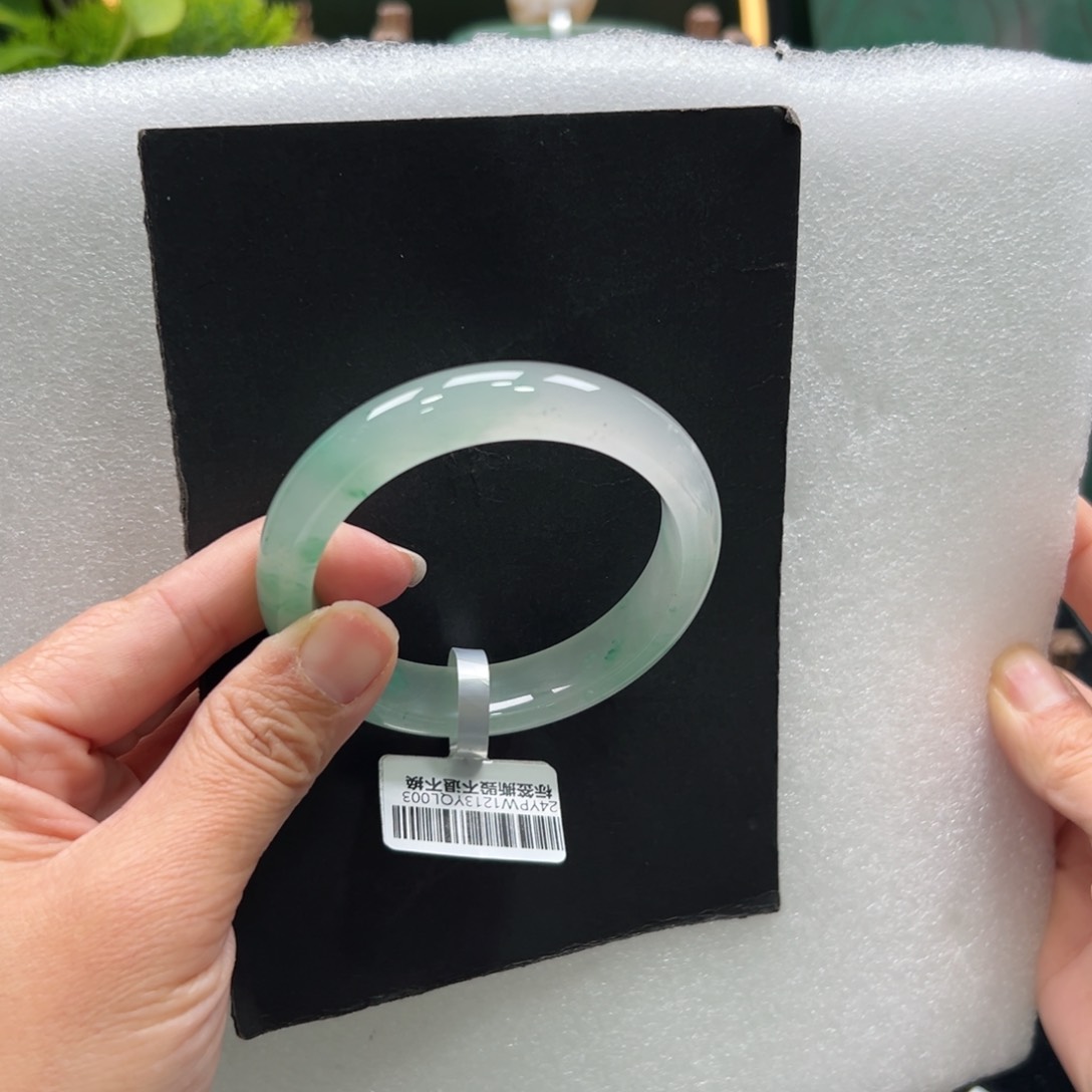 石英质玉手镯未镶嵌珠****赞➕佳佳57.2