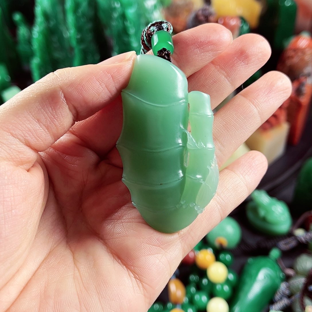 四川石梅子青名贵石材