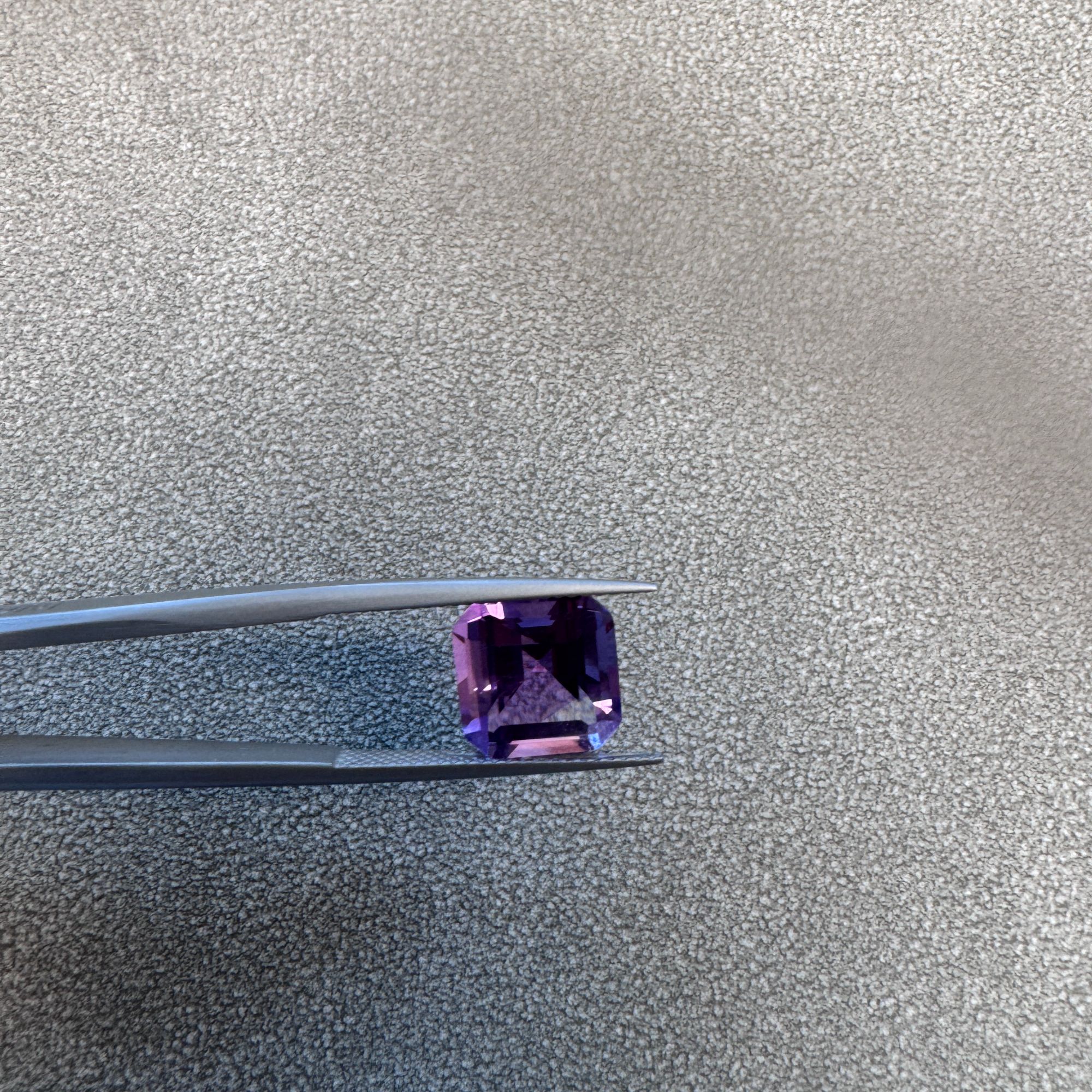 天 然 方紫 水晶