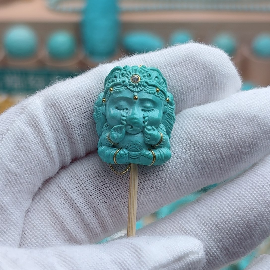 绿松石未镶嵌珠宝奇石