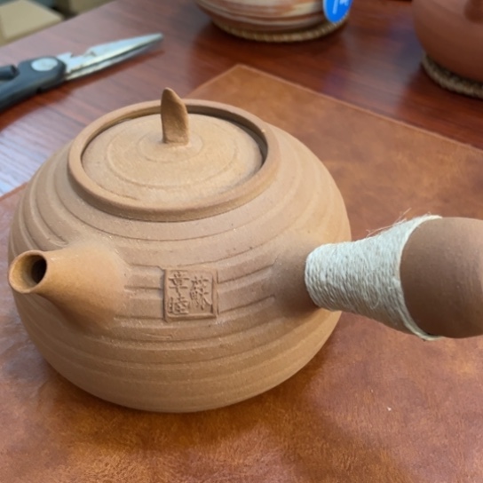 轻*扬烧水壶一个则把中号