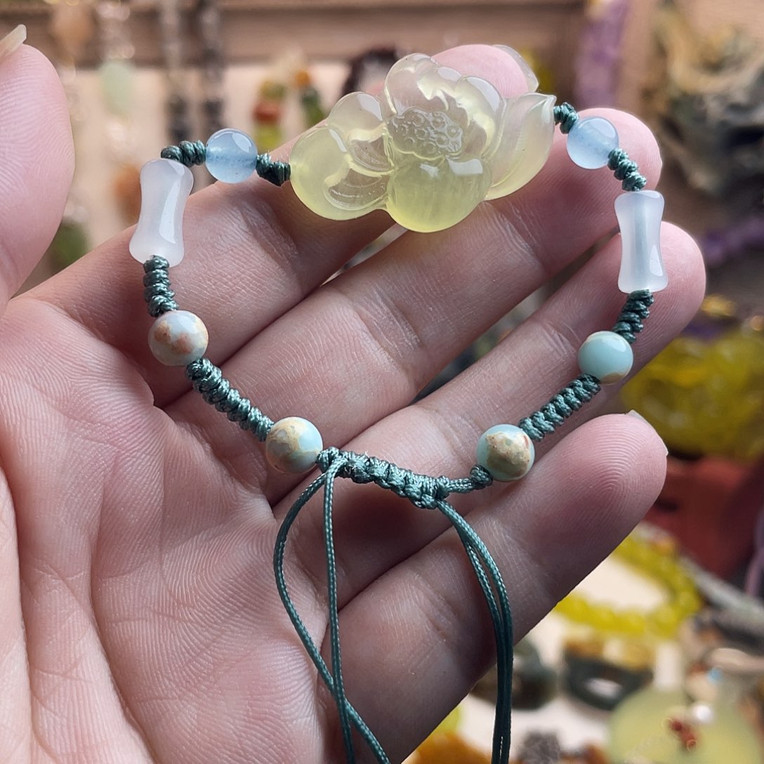 未镶嵌蛇纹石玉手链