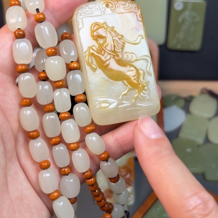用***2石材新疆昆仑山脉方解石玉