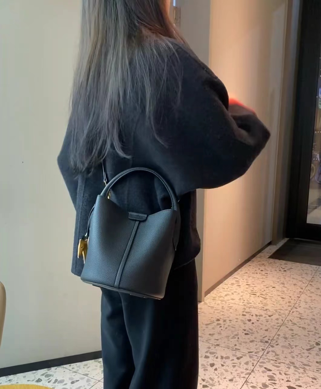 按编码 潮流时尚手提女包