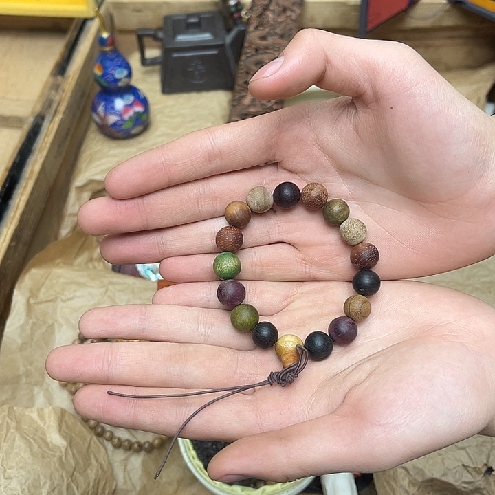 大叶紫檀（黑酸枝木类）