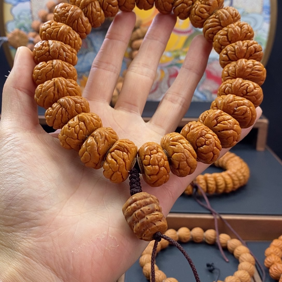 桃核手串龙纹桃核矮霸