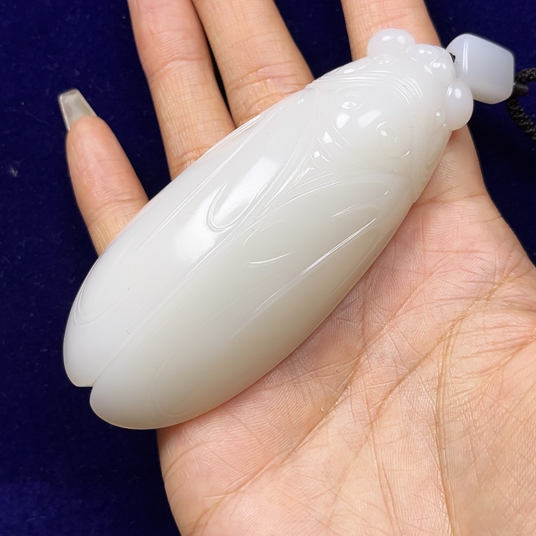 和田玉未镶嵌把件天*