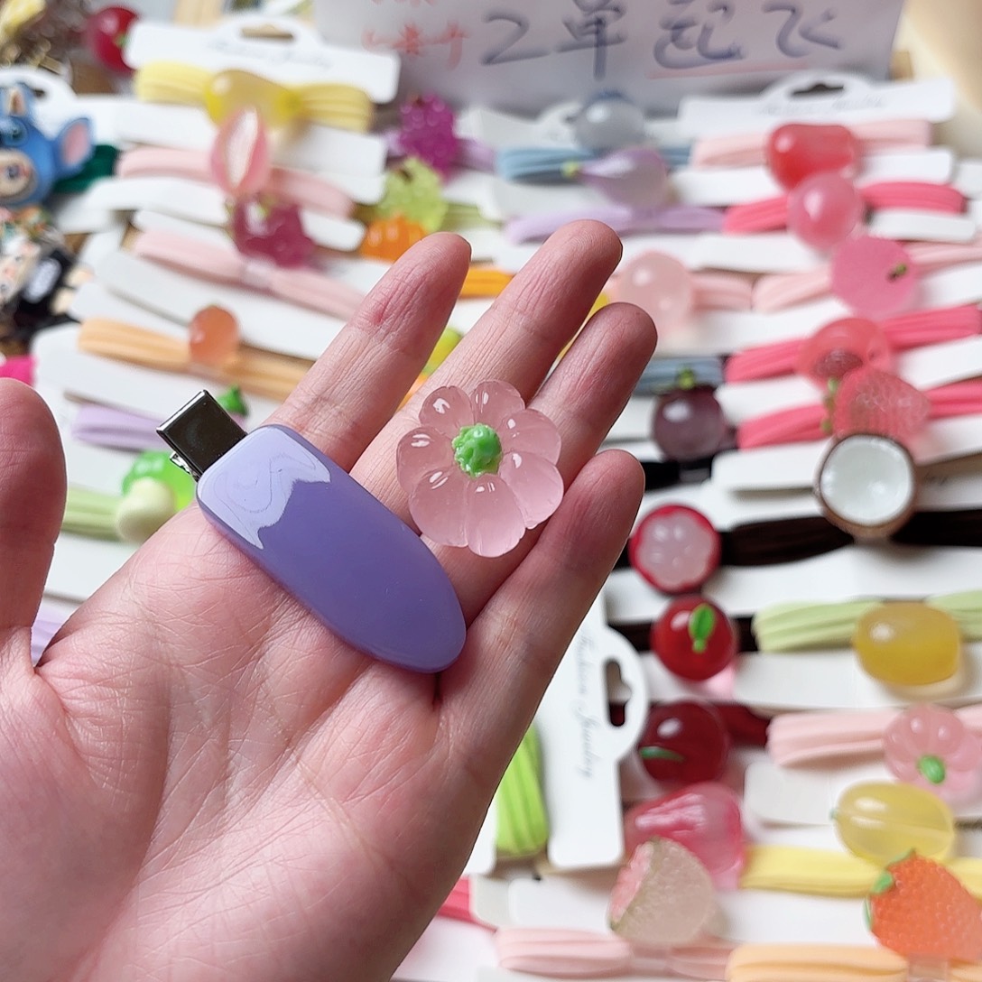 布艺铁合金鸭夹一个