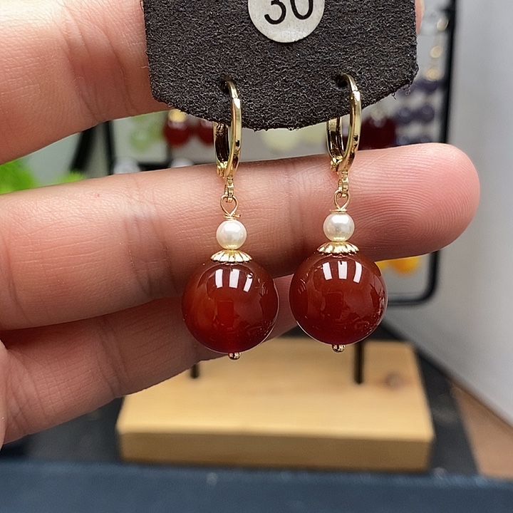 南红玛瑙银S925镀金镶嵌耳饰尺寸14mm