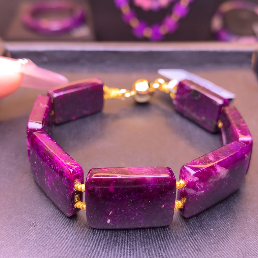 未镶嵌苏纪石（舒俱来）手牌