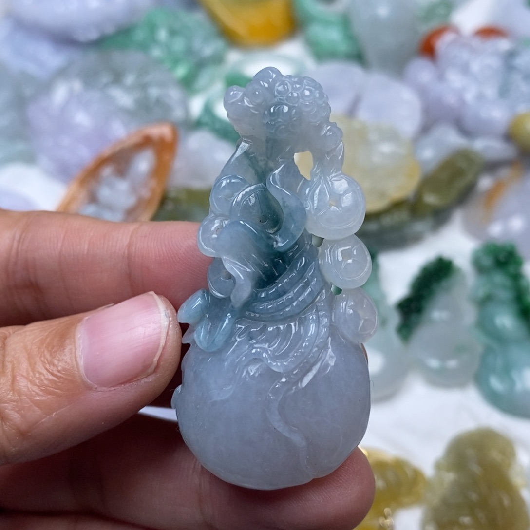 颈饰未镶嵌翡翠翡翠
