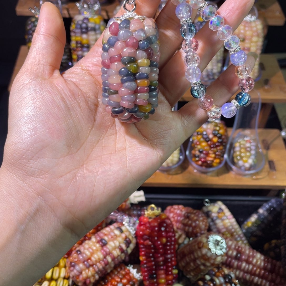 232596896588789899999