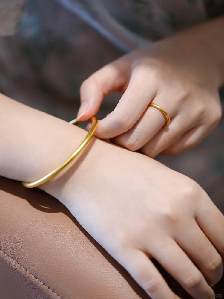 铜合金手镯 2025精工版卡4素圈手镯光面传承女款镯子时尚百搭经典