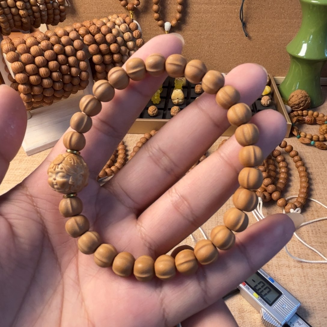 猴头核桃把件橘皮鲨鱼背4.棱➕素扎吉拉姆