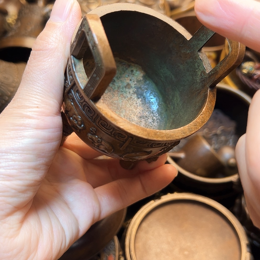 精美铜器工艺品等