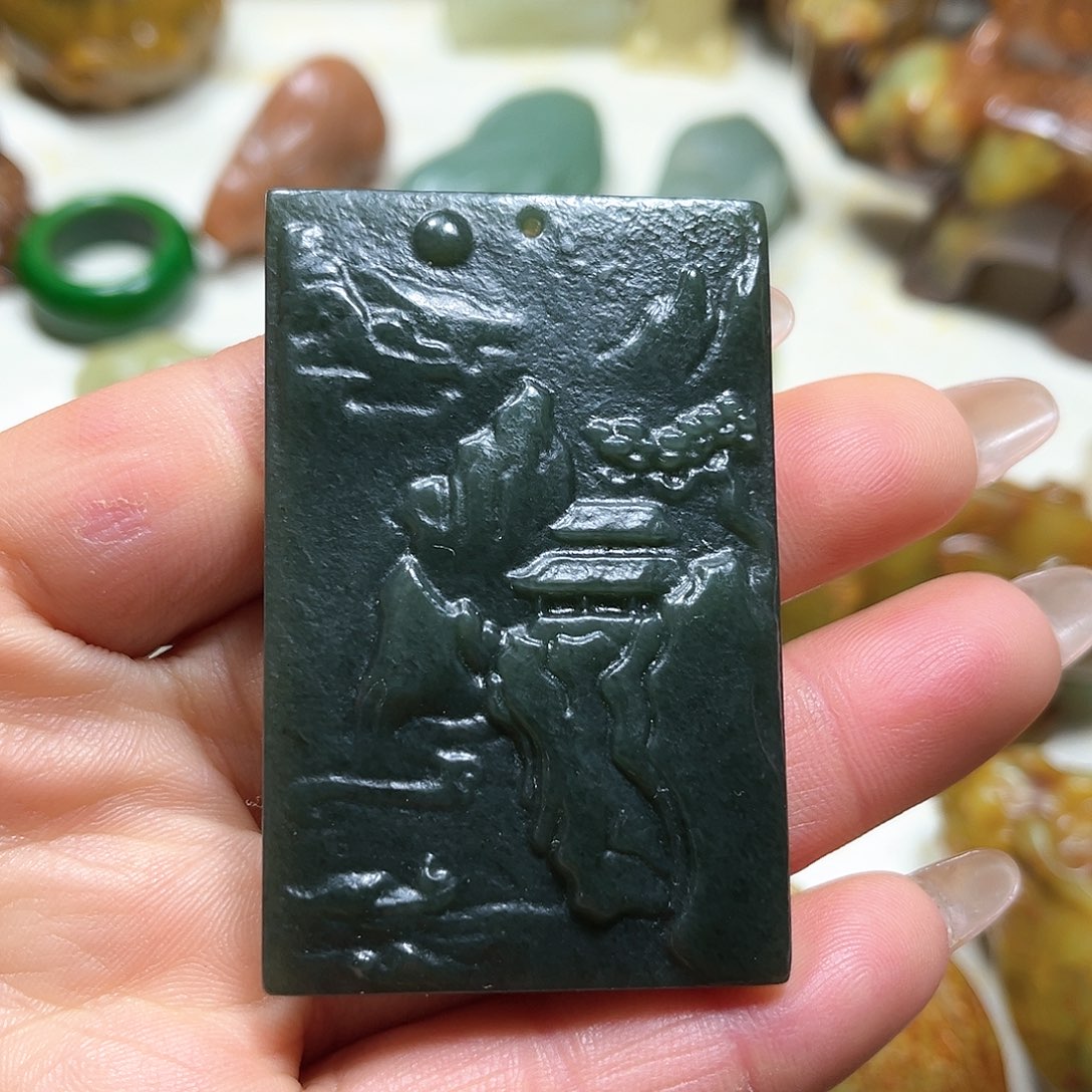 白玉菩提吊坠白玉菩提吊坠