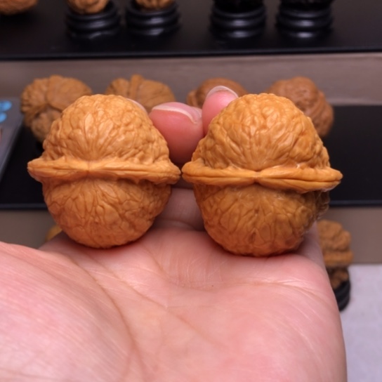 文玩核桃把件太阳系元宝51