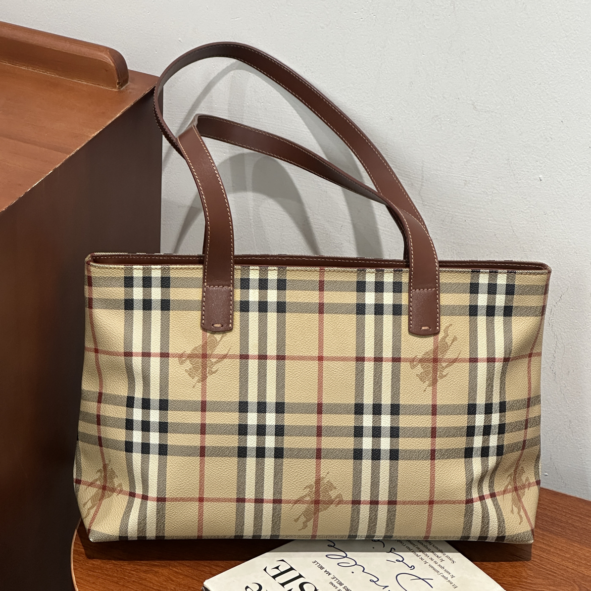 95新 BURBERRY/博柏利 中古战马格纹横版托特腋下包