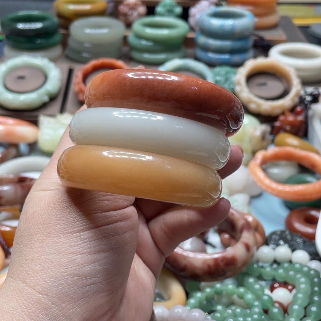 石英质玉手镯合金?*婷