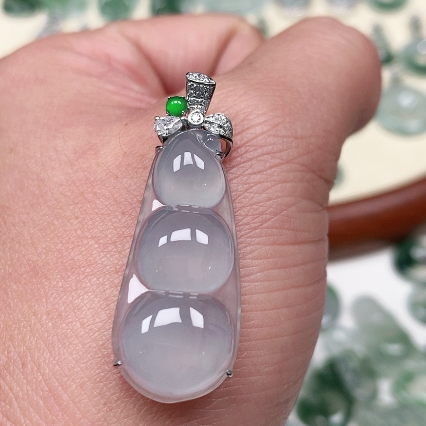 【闪购商品】翡翠吊坠(不含链)18K金镶嵌