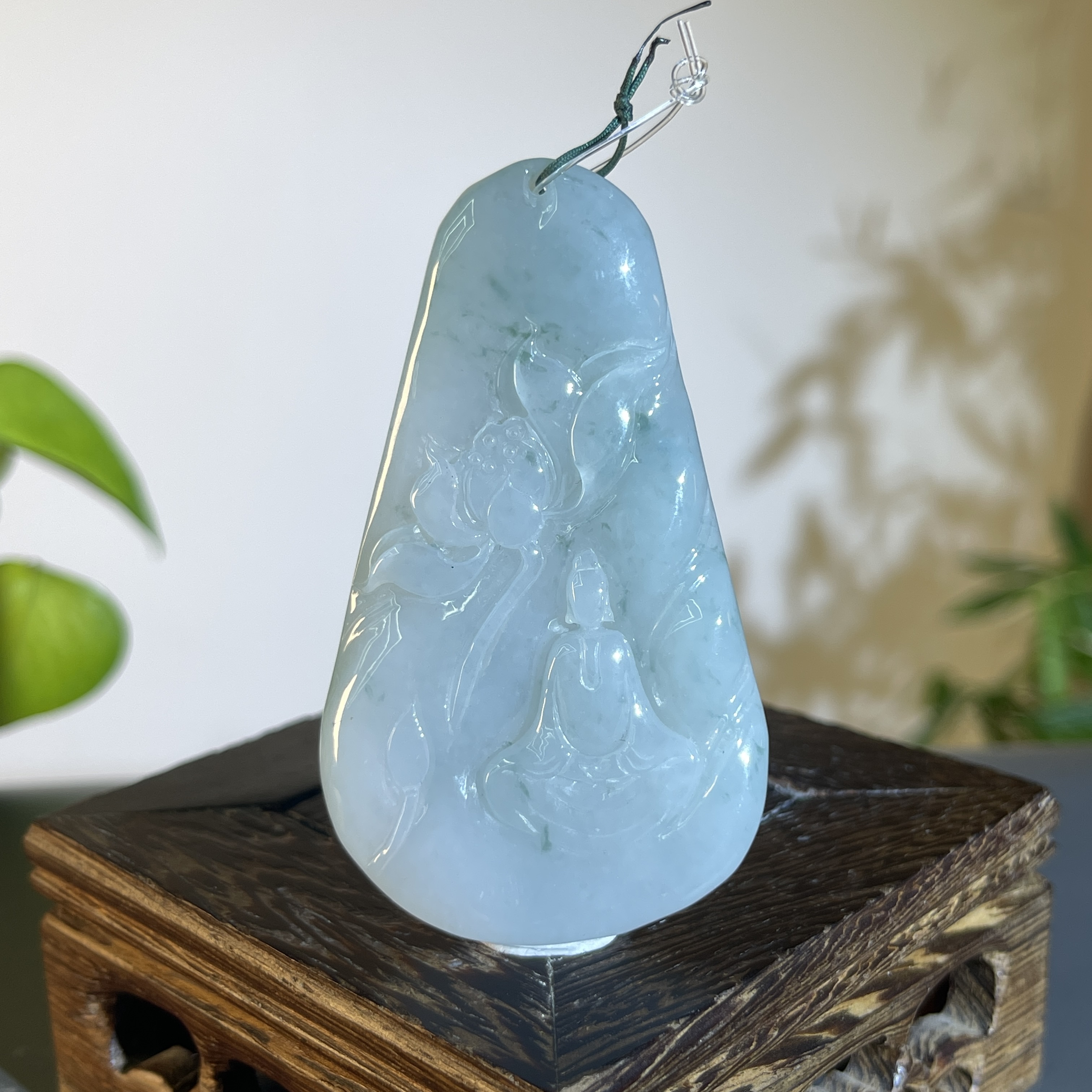 JXW14-100  天然缅甸翡翠A货  无相观音