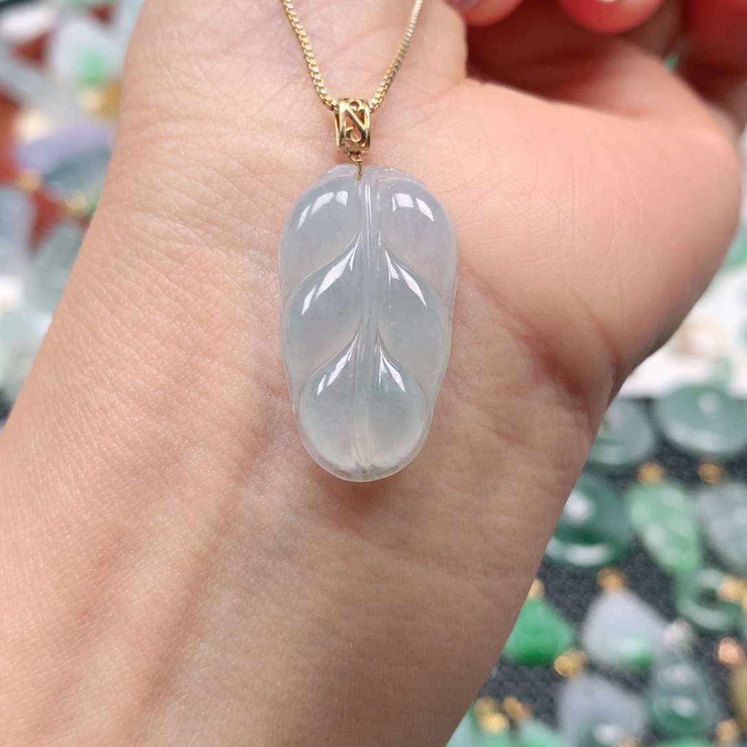 【闪购商品】翡翠吊坠(不含链)18K金镶嵌