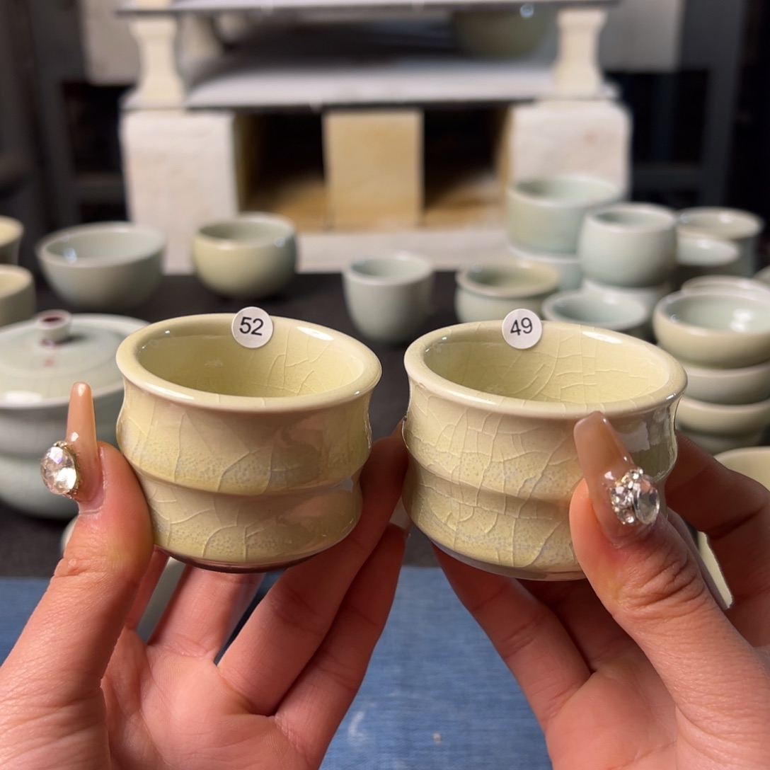 瓷片微瑕主人杯两个