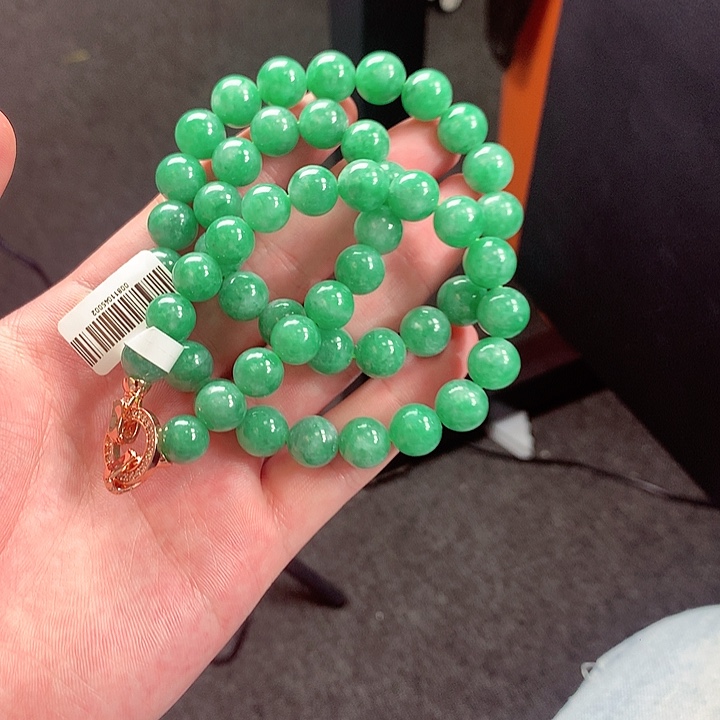 翡翠手链未镶嵌翡翠