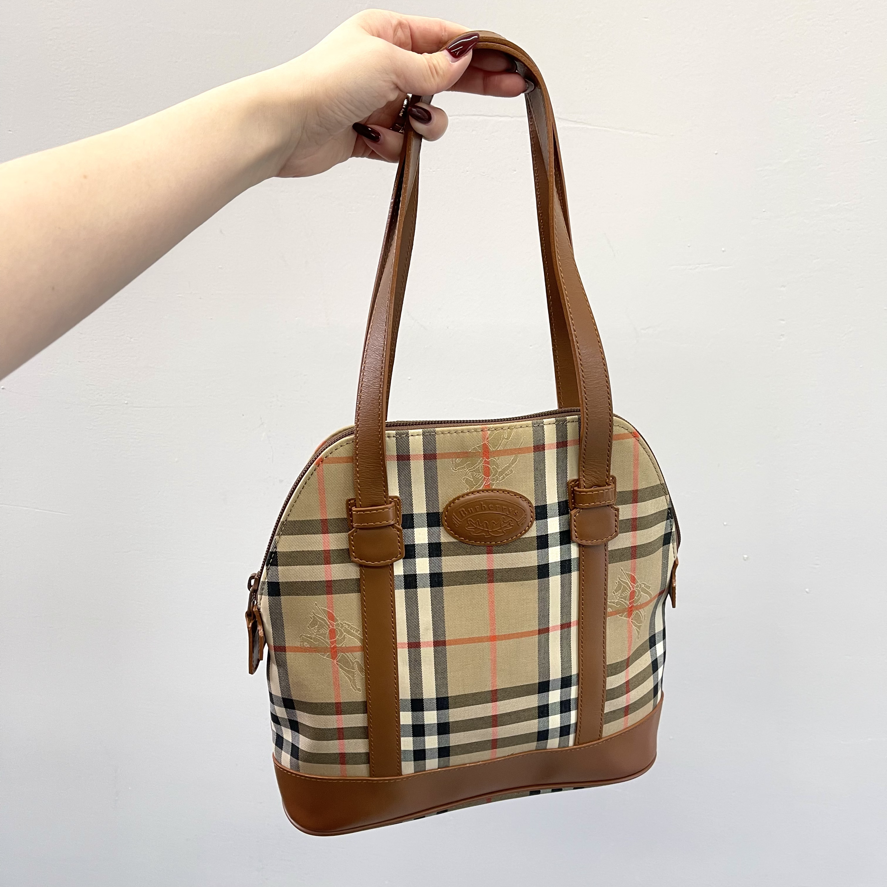 95新 BURBERRY/博柏利 战马棋盘格手提单肩女包021305