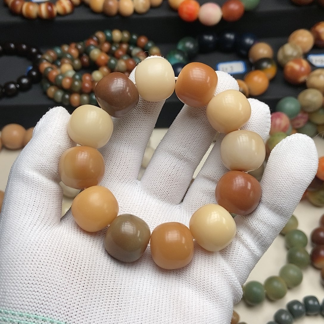 吊坠菩提根/象牙果微瑕19mm糖心桶