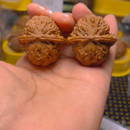 吊坠文玩核桃白狮