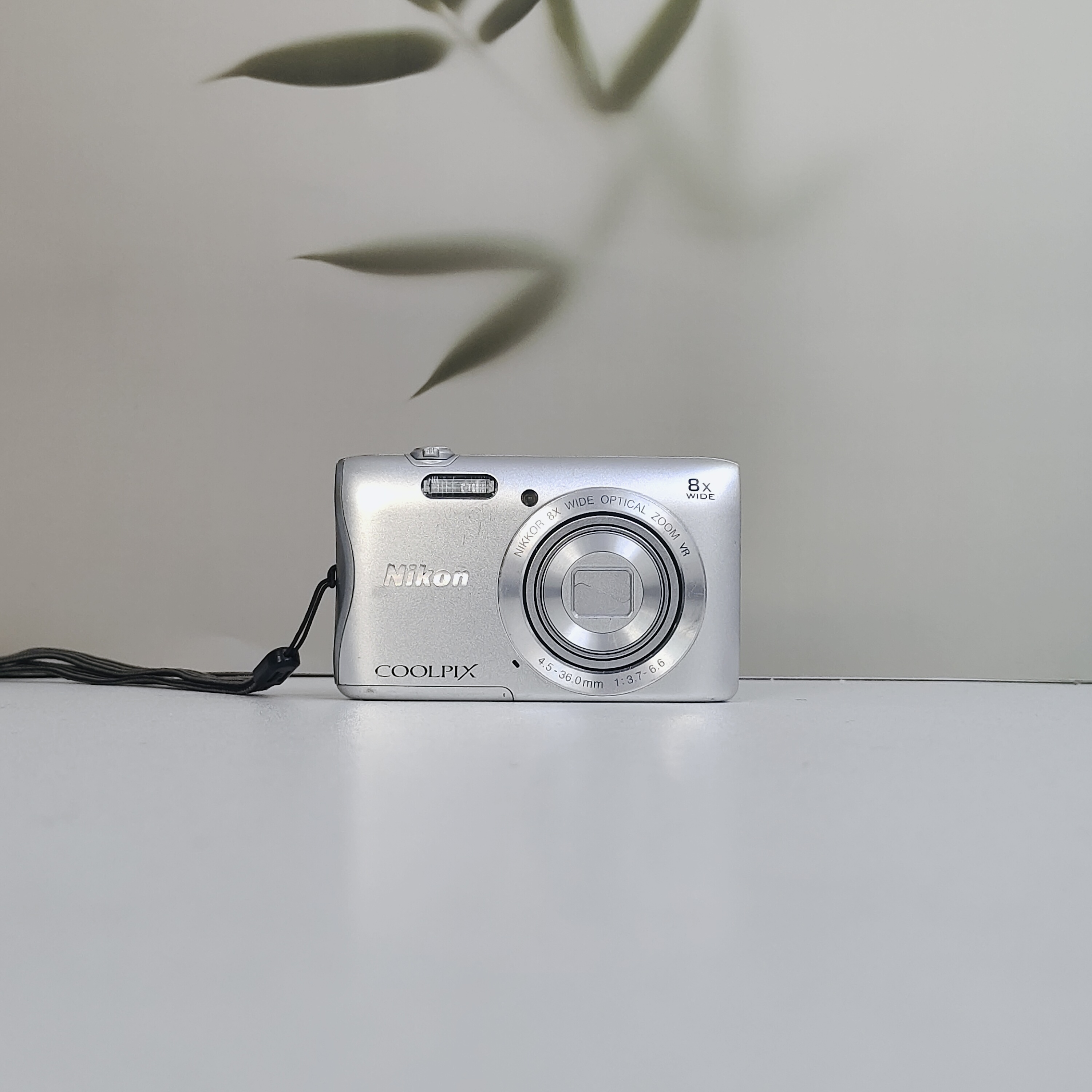 9新 Nikon/尼康 S3700 ccd相机2000万像素8倍变焦可wifi