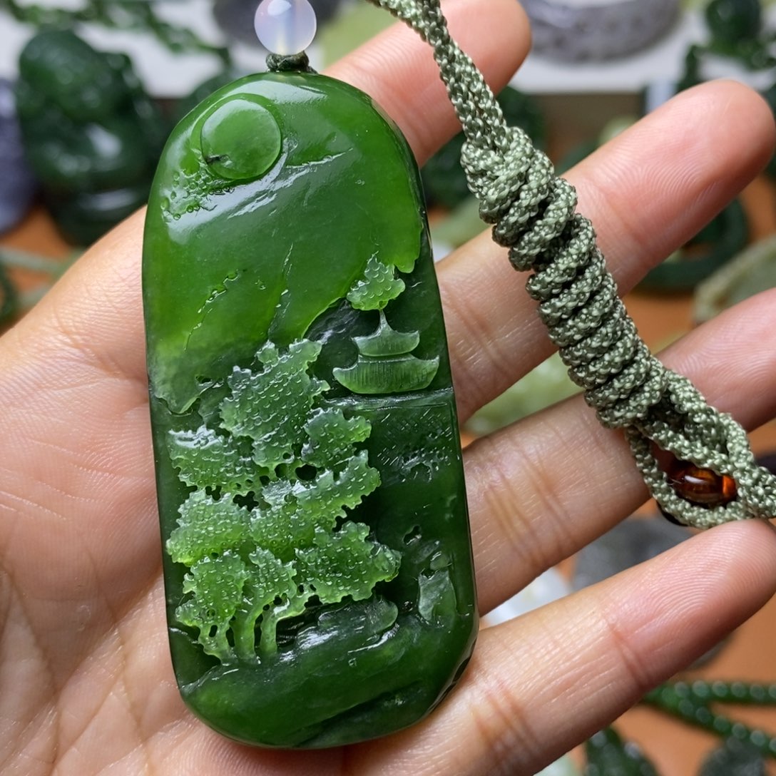 和田玉未镶嵌颈饰