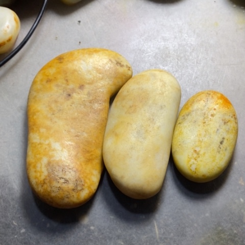 未镶嵌和田玉（糖玉）挂件