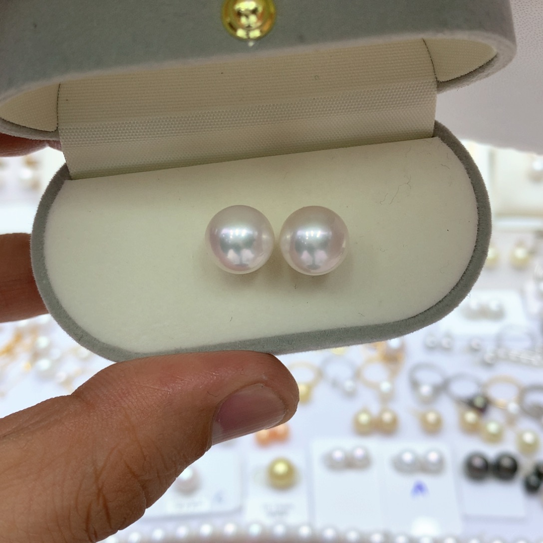 淡水珍珠耳饰18K金镶嵌叶**子
