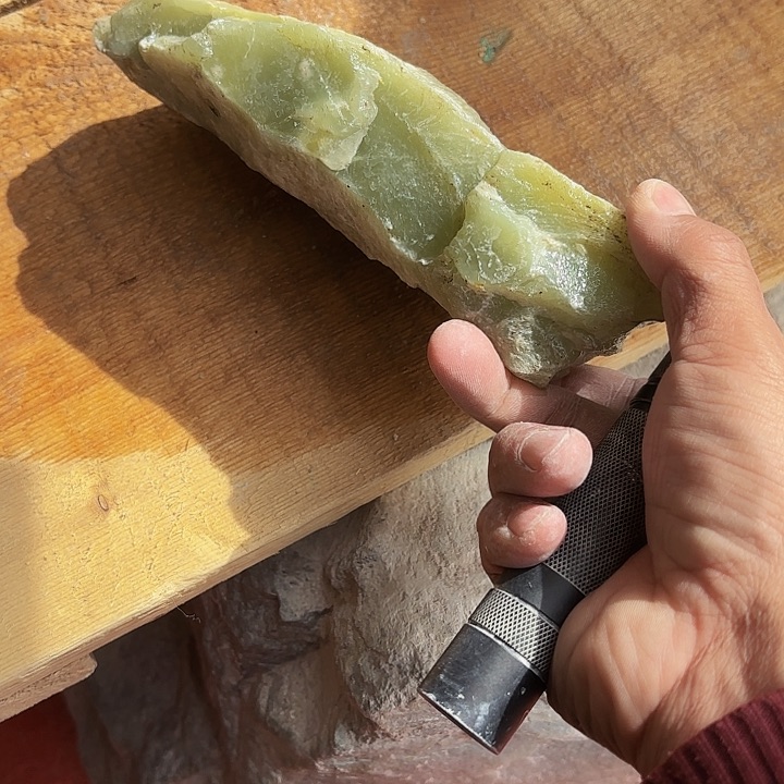 和田玉（糖玉）车挂未镶嵌