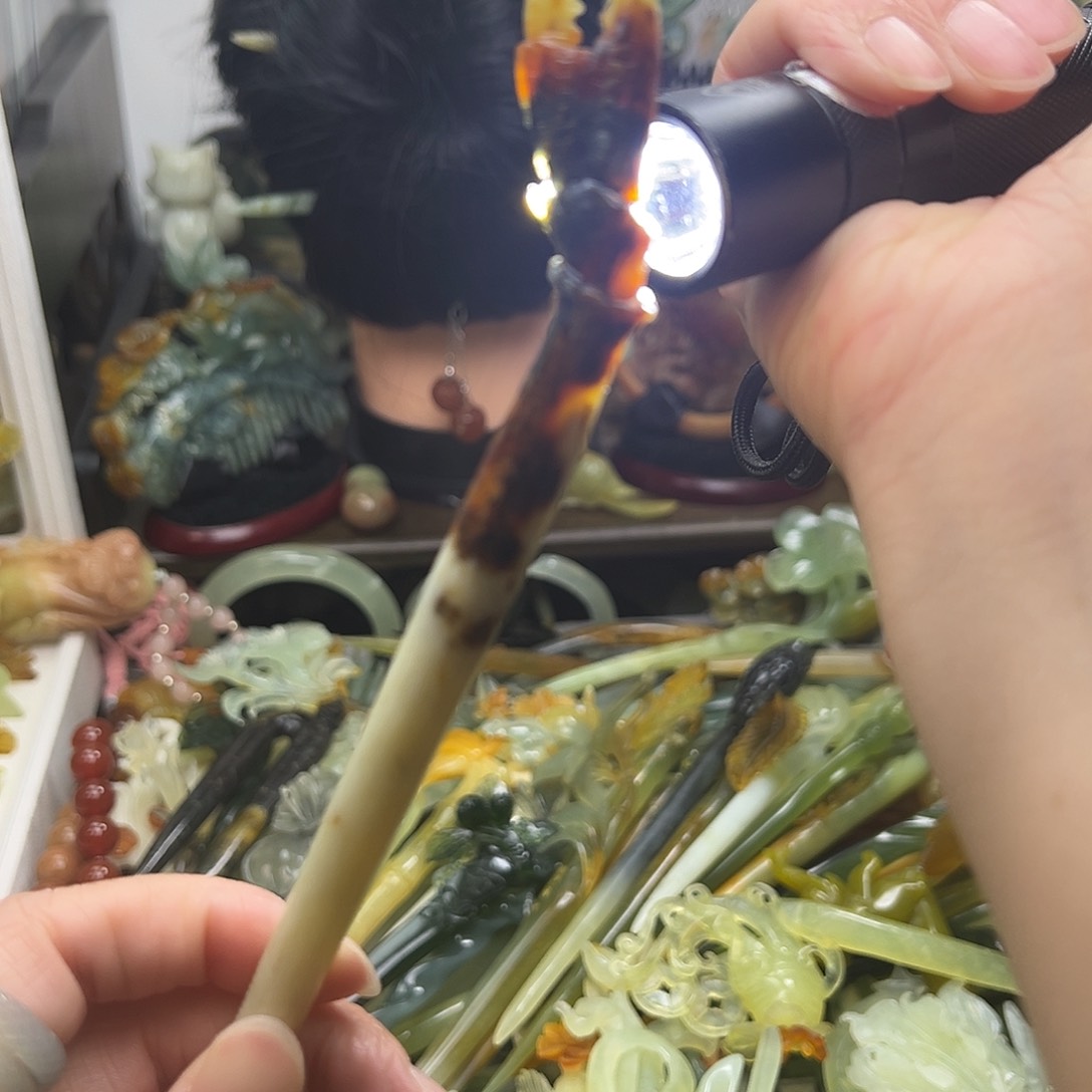 蛇纹石玉发饰合金